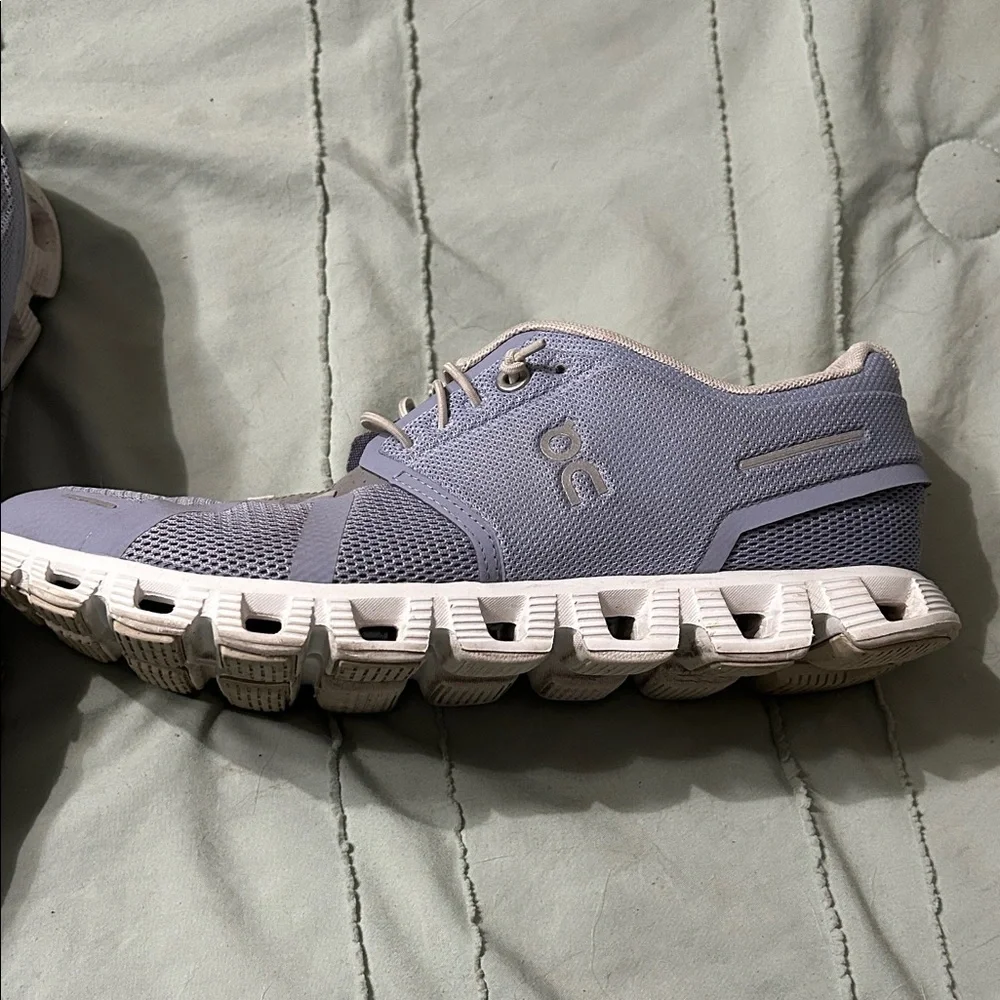 On Running Women’s Purple and White Athletic Shoes - Picture 3 of 4